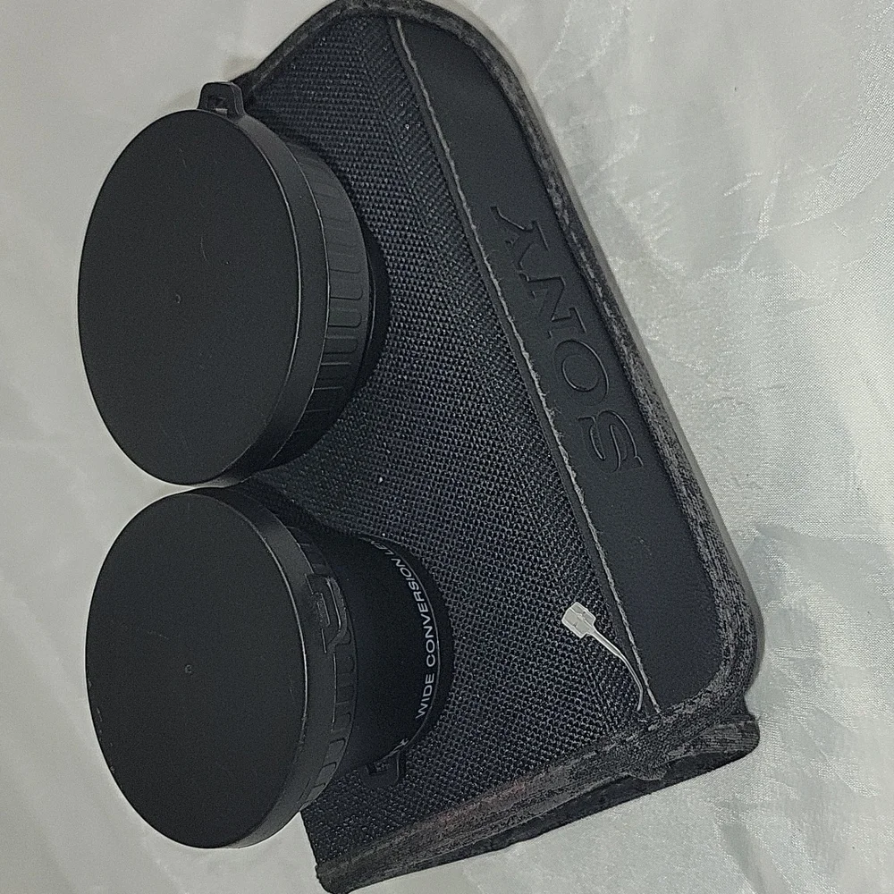 Sony wide and tele conversion lens